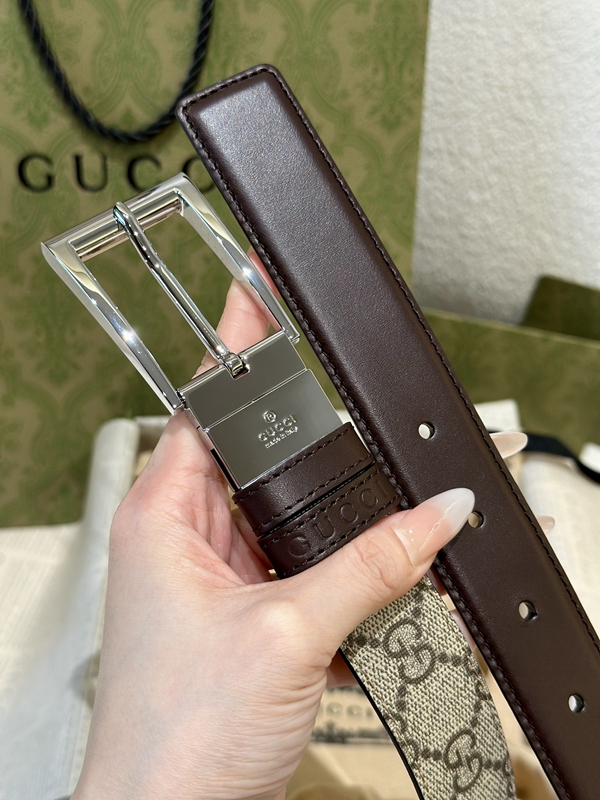 スーパーコピーグッチベルト素材ディテール